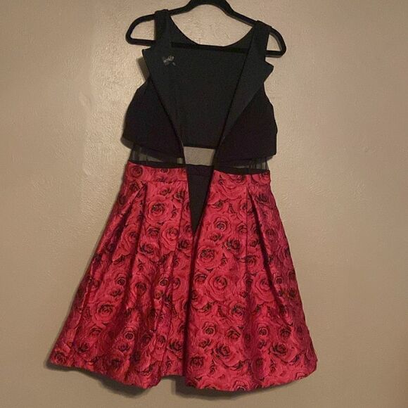 Betsy & Adam Women's Knee Length Party/Cocktail Floral Dress Size 12 - Picture 8 of 8